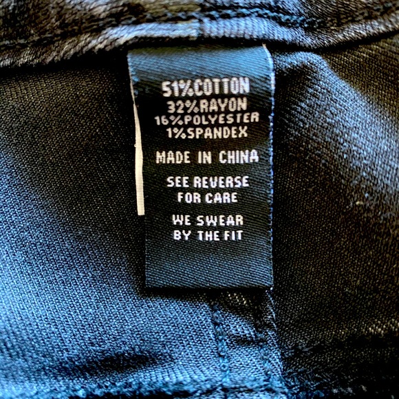 Torrid Denim Jeggings - Picture 7 of 7